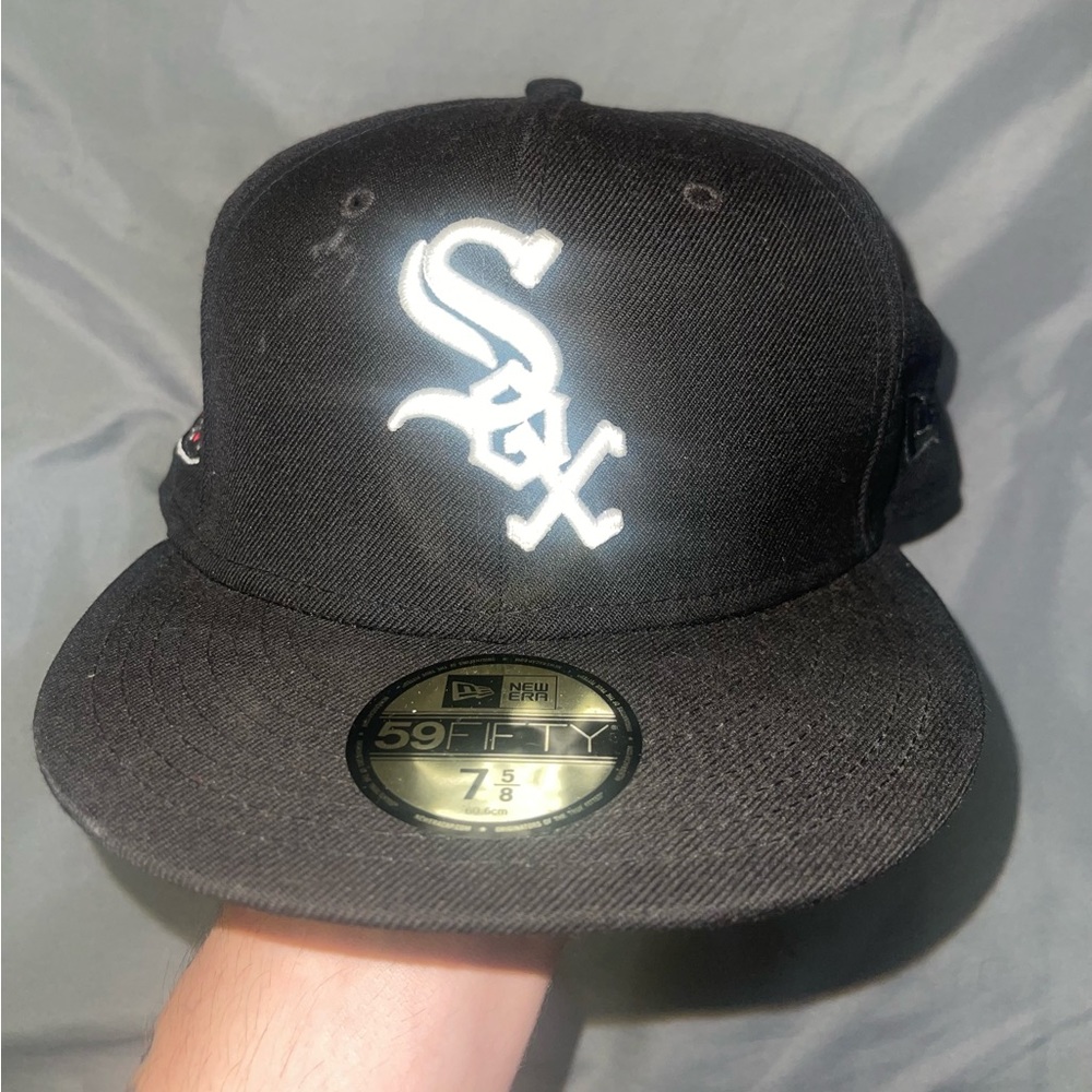 MLB White Sox fitted hat Size 7 5/8